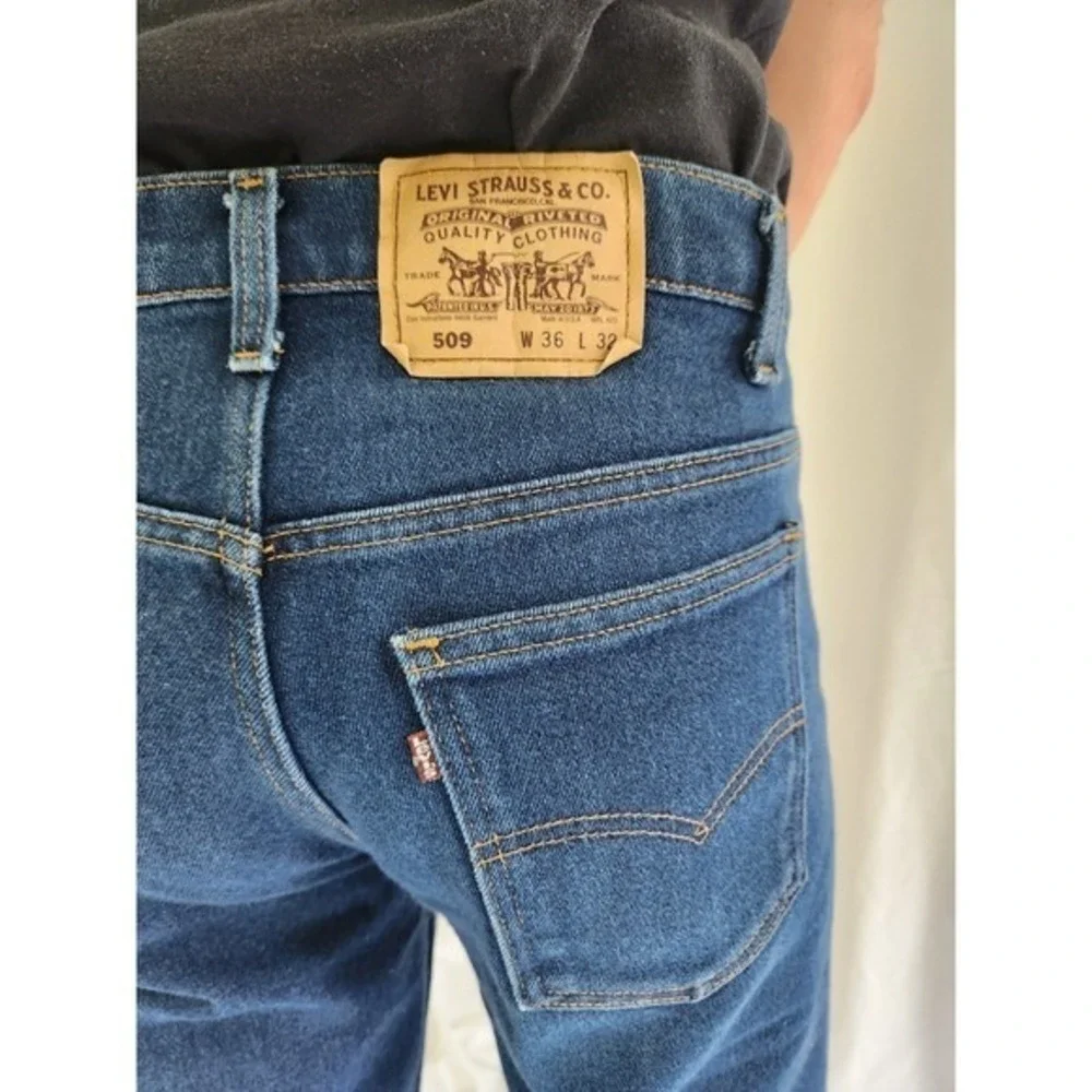 90s Levi's Classic Blue 509‎ Jeans